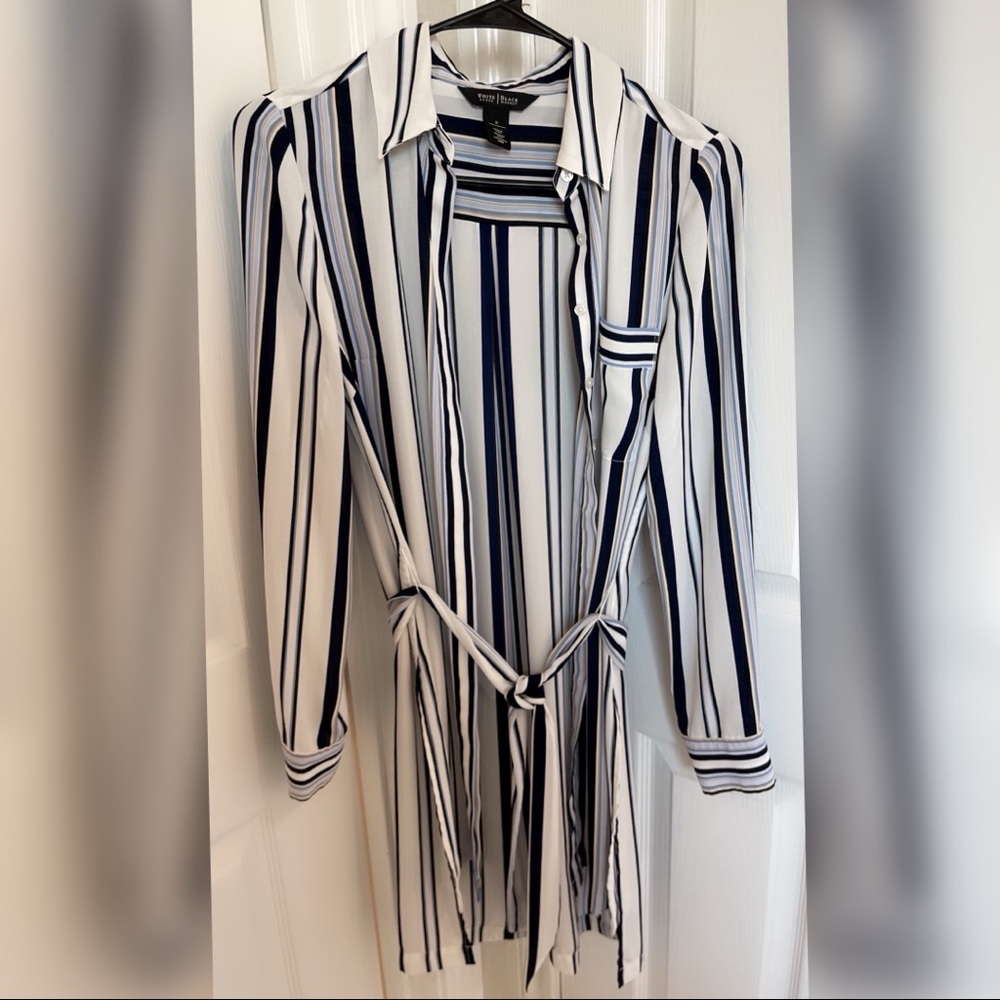 White House black Market Blouse